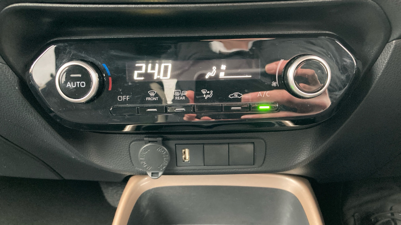 Toyota Aygo X 1.0 VVT-i Edge 5dr Petrol Hatchback